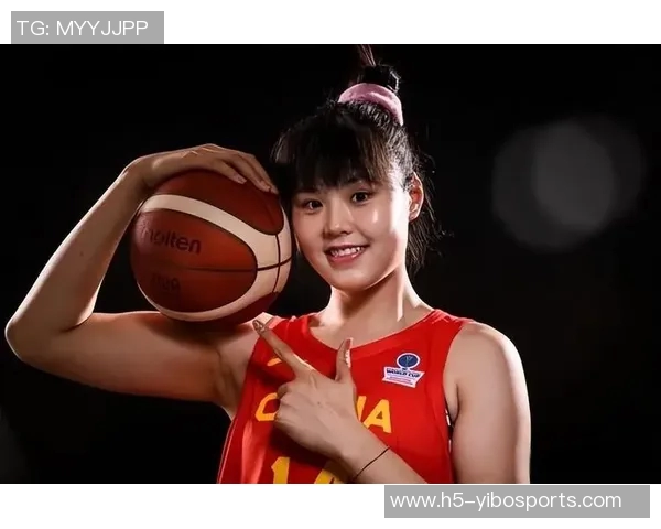 中国女篮新星李月汝表现出色砍下10分15篮板3助攻3盖帽助力球队胜利 中国女篮新星李月汝表现出色砍下10分15篮板3助攻3盖帽助力球队胜利