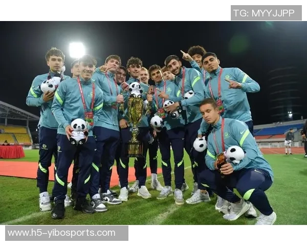 足球队的人员构成与比赛规则解析:一支足球队究竟需要多少人才能参赛 足球队的人员构成与比赛规则解析:一支足球队究竟需要多少人才能参赛